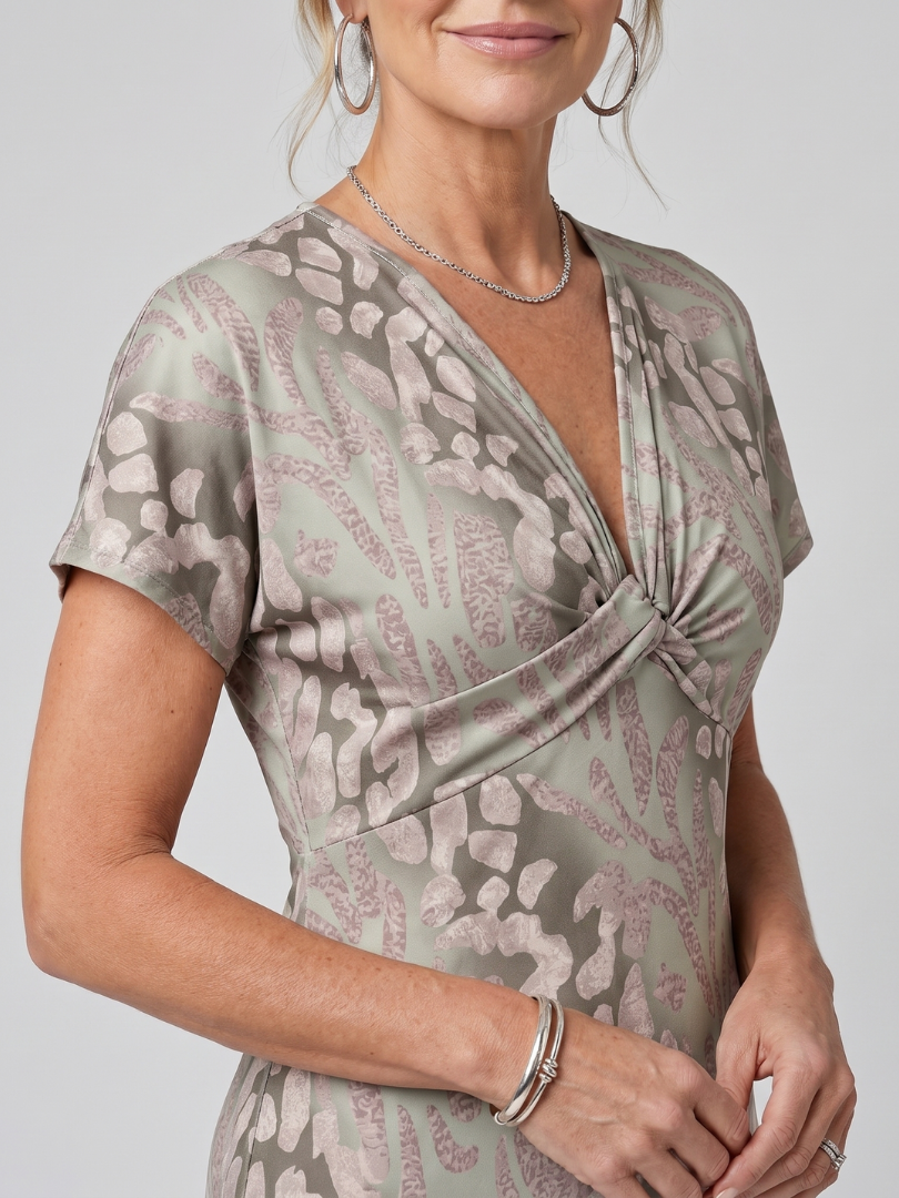 Astra | Robe midi à manches courtes avec motif abstrait